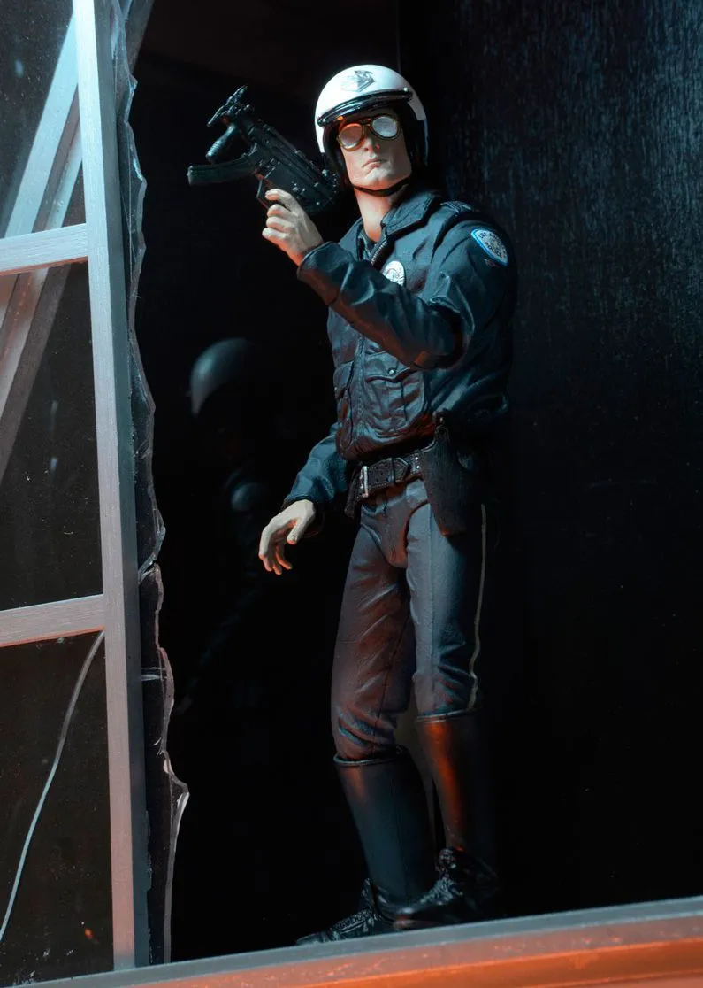 NECA Terminator 2 Judgment Day - Ultimate T-1000 Motorcycle Cop Figur 9 NECA Terminator 2 Judgment Day - Ultimate T-1000 Motorcycle Cop Figur – Bild 7
