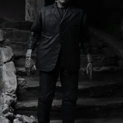 NECA Frankensteins Monster - Ultimate Monster Actionfigur (schwarz/weiß) 19 NECA Frankensteins Monster - Ultimate Monster Actionfigur (schwarz/weiß) -Film Figuren Verkäufe 048051