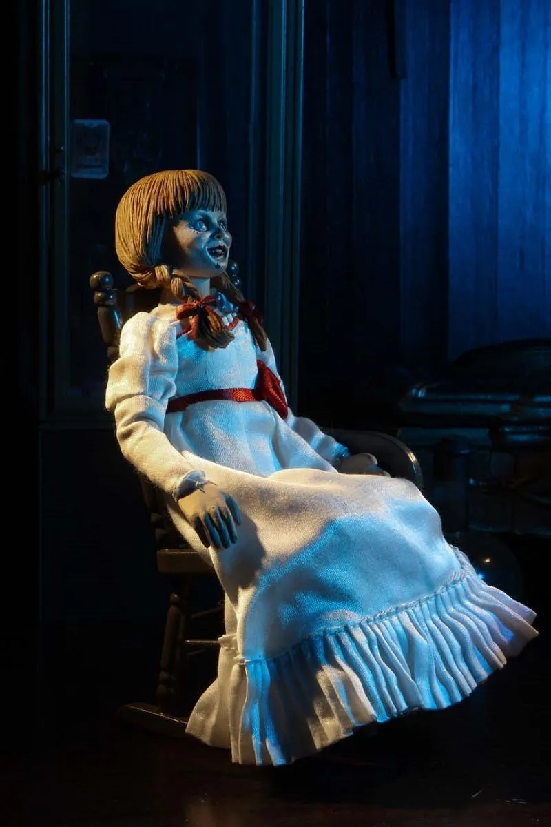 NECA The Conjuring Universe - Annabelle Clothed Actionfigur 11 NECA The Conjuring Universe - Annabelle Clothed Actionfigur – Bild 9