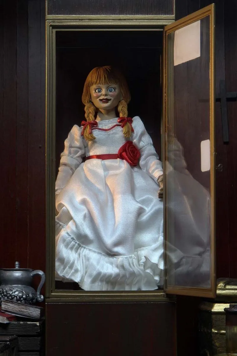 NECA The Conjuring Universe - Annabelle Clothed Actionfigur 14 NECA The Conjuring Universe - Annabelle Clothed Actionfigur – Bild 12
