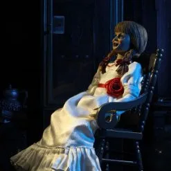 NECA The Conjuring Universe - Annabelle Clothed Actionfigur 20 NECA The Conjuring Universe - Annabelle Clothed Actionfigur -Film Figuren Verkäufe 148939 1
