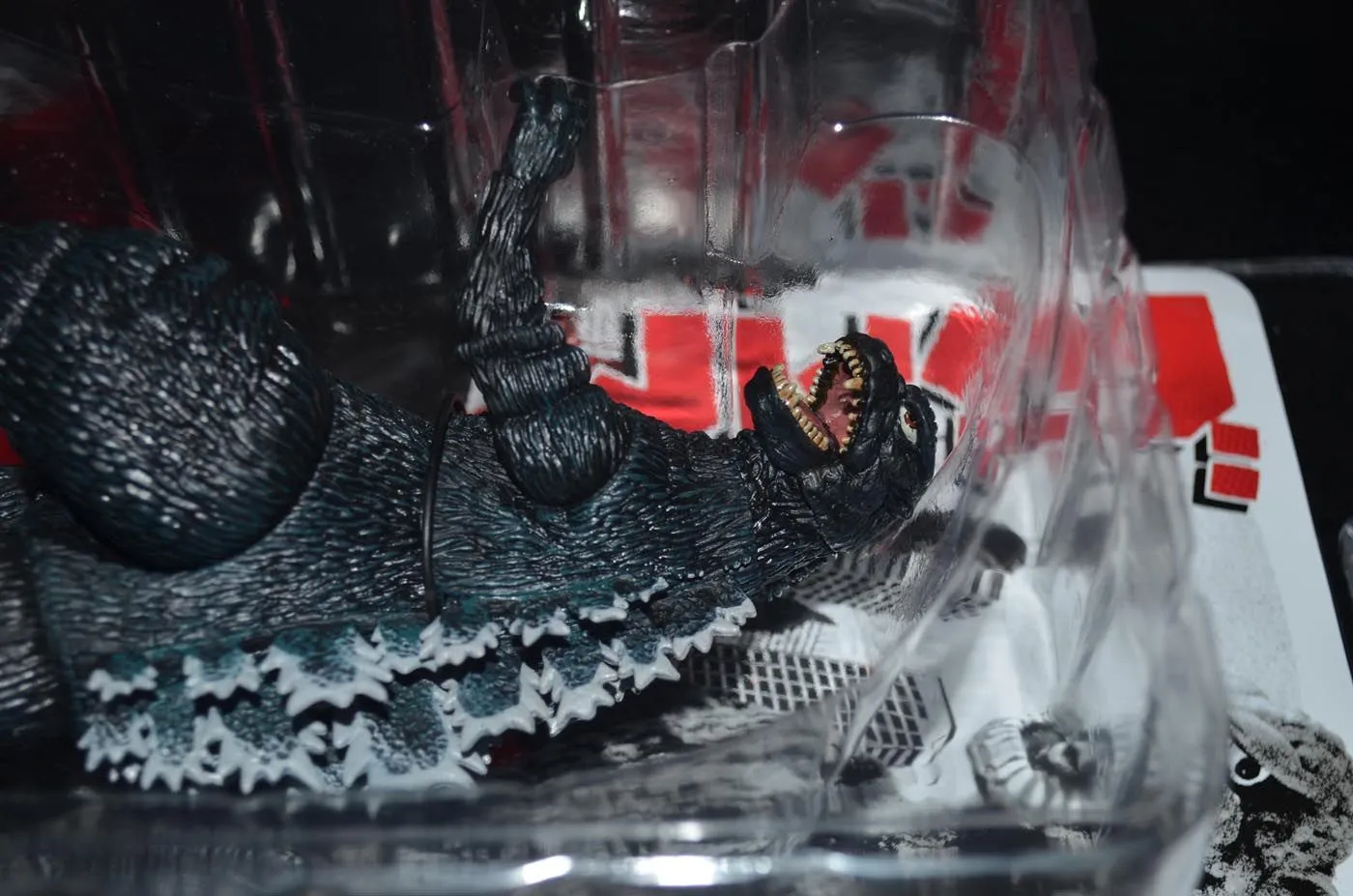 NECA Godzilla 1985 - Classic Godzilla Head To Tail 30cm Actionfigur 6 NECA Godzilla 1985 - Classic Godzilla Head To Tail 30cm Actionfigur – Bild 4