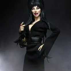 NECA Elvira, Mistress Of The Dark - Clothed Actionfigur -Film Figuren Verkäufe elvira11 scaled 1