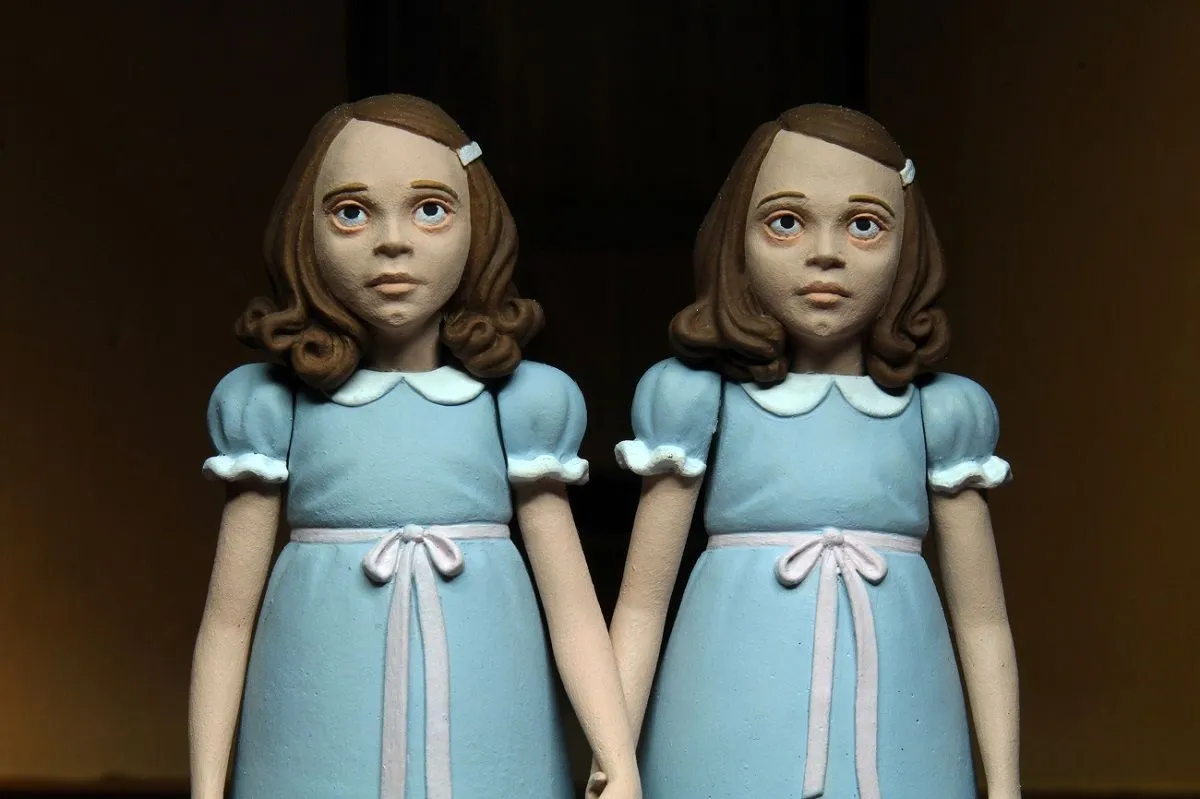 NECA Toony Terrors - The Grady Twins (The Shining) Figur 6 NECA Toony Terrors - The Grady Twins (The Shining) Figur – Bild 4