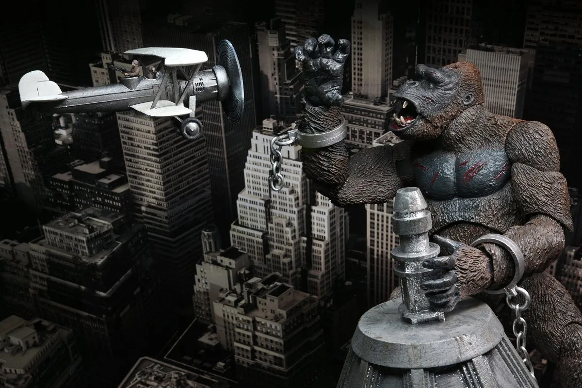 NECA King Kong (Concrete Jungle) - King Kong Limited Edition Actionfigur 9 NECA King Kong (Concrete Jungle) - King Kong Limited Edition Actionfigur – Bild 7