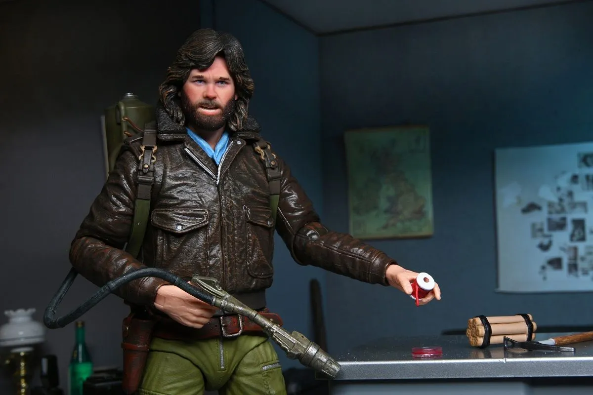 NECA The Thing - Ultimate MacReady V2 (Station Survival) - Limited Edition Figur 14 NECA The Thing - Ultimate MacReady V2 (Station Survival) - Limited Edition Figur – Bild 12