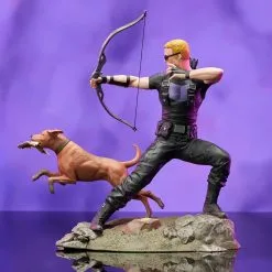 Diamond Select Marvel Gallery - Hawkeye Mit Lucky Dem Pizza-Dog - Statue 16 Diamond Select Marvel Gallery - Hawkeye Mit Lucky Dem Pizza-Dog - Statue -Film Figuren Verkäufe marvel hawkeye gallery 03 71440.1628723307