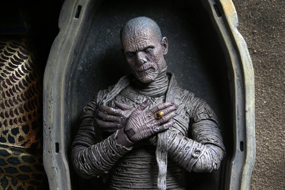 NECA Universal Monsters Figur- Ultimate Mummy (Color) 11 NECA Universal Monsters Figur- Ultimate Mummy (Color) – Bild 9